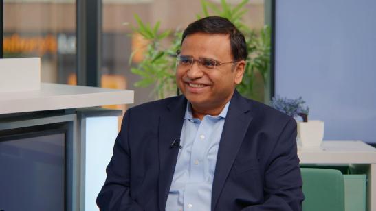 Winning the AI Race: How Insurance Leaders Use Proprietary Data to Build Trust